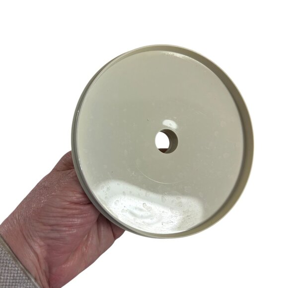 Vintage Tupperware Harvest Gold Yellow 2 Quart Pitcher White Push Button Lid - Picture 10 of 12